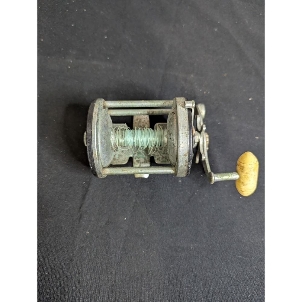 Penn Surfmaster 200‎ vintage fishing casting reel ocean sea surf saltwater USA